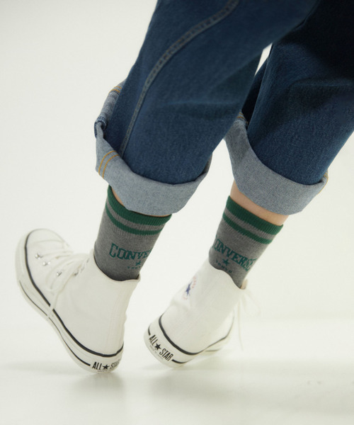 CONVERSE TOKYO（コンバーストウキョウ）の「COLLEGE LOGO LINE SOX（ソックス/靴下・レディース・ホワイト/グレー/ピンク・1/3）」の3枚目の写真