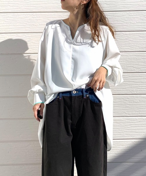 Q(キュー)の「キーネックパイピングブラウス(シャツ/ブラウス・レディース・ホワイト/ブラック・MEDIUM)」の6枚目の写真