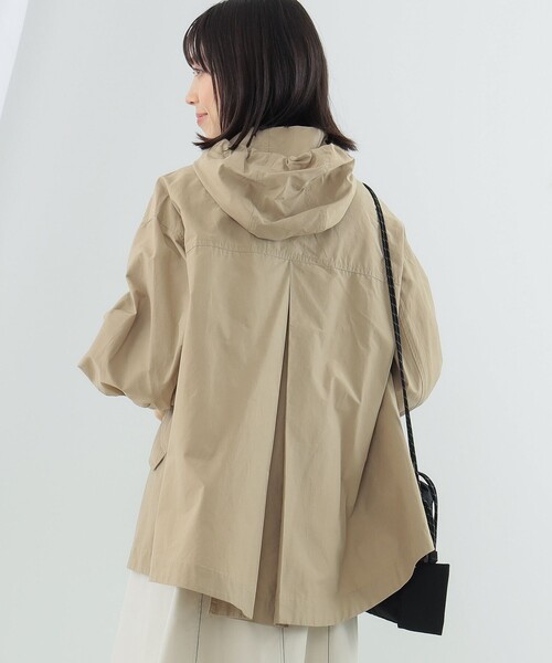 Ray BEAMS(レイビームス)の「Ray BEAMS / バック フレア マウンテンパーカー(マウンテンパーカー・レディース・ベージュ/オリーブ/ネイビー・0/1)」の8枚目の写真