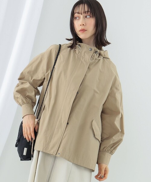 Ray BEAMS(レイビームス)の「Ray BEAMS / バック フレア マウンテンパーカー(マウンテンパーカー・レディース・ベージュ/オリーブ/ネイビー・0/1)」の9枚目の写真