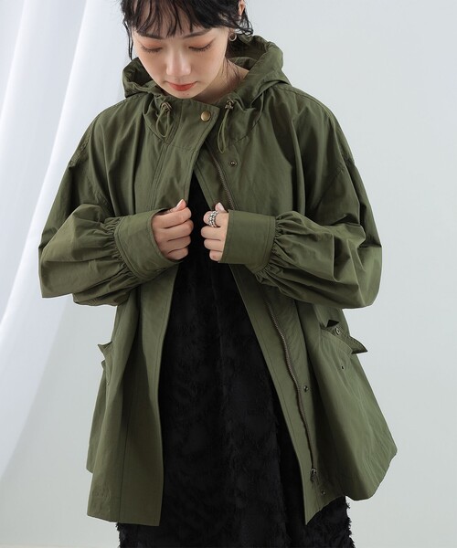 Ray BEAMS(レイビームス)の「Ray BEAMS / バック フレア マウンテンパーカー(マウンテンパーカー・レディース・ベージュ/オリーブ/ネイビー・0/1)」の22枚目の写真