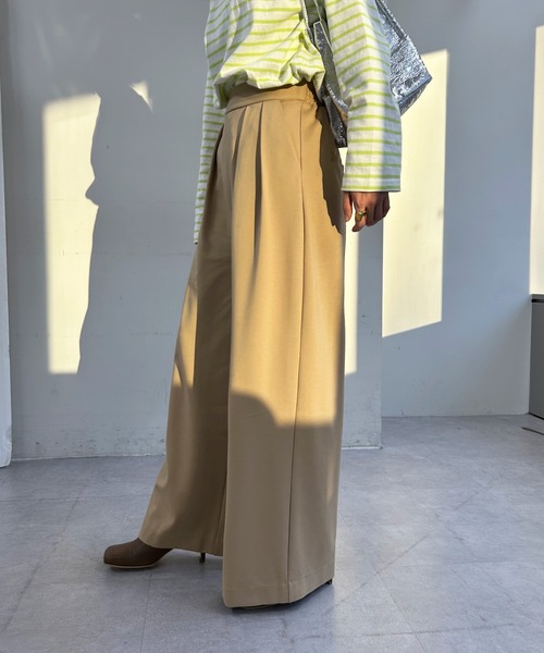 SHENERY（シーナリー）の「タックワイドパンツ（その他パンツ・レディース・チャコールグレー/ベージュ/ブラック/ライトグレー・36/38/34）」の13枚目の写真