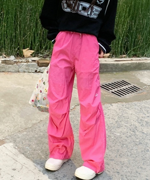 MGV(エムジーヴィー)の「ワンポイントナイロンカラーパンツ(その他パンツ・メンズ・グリーン/ピンク/イエロー/ブラック/ライトブルー・MEDIUM/LARGE/X-LARGE)」の15枚目の写真