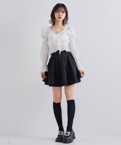Diable baiser(ディアブルベーゼ)の「7.5cm低め厚底ビジューローファーパンプス(パンプス・レディース・ブラック/オフホワイト・23cm/23.5cm/24cm/24.5cm/25cm/22.5cm)」の3枚目の写真