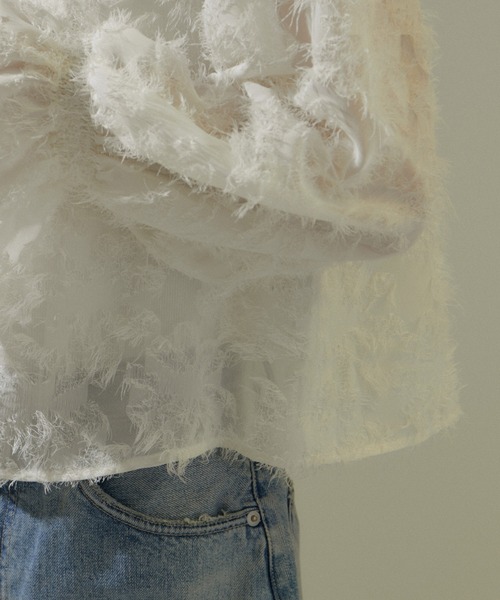 SALON adam et rope'(サロン アダム エ ロペ)の「【WEB限定】2WAYシアーフリンジジャカードブラウス(シャツ/ブラウス・レディース・ブラック/オフホワイト・FREE)」の16枚目の写真