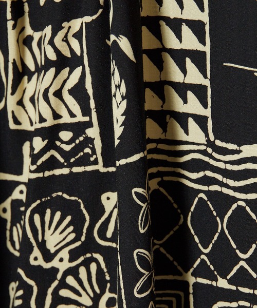 TWO PALMS（トゥーパームス）の「TWO PALMS/トゥーパームス S/S Hawaiian Shirt / CRAZY Maline×WILD PINEAPPLE シャツ アロハシャツ 開襟シャツ（シャツ/ブラウス・メンズ・ブラック・L/XL/M）」の16枚目の写真