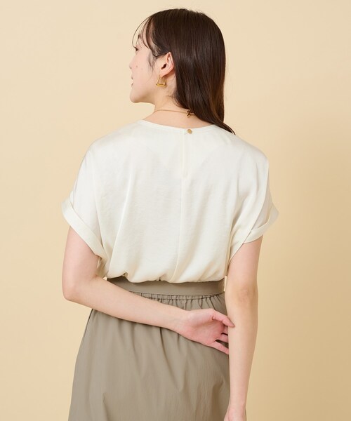 UNTITLED(アンタイトル)の「◆【上品着映え/洗える】クラッシュサテン 半袖ブラウス(シャツ/ブラウス・レディース・チャコールグレー/ブルー/アイボリー・00/01/02/03/04/44/48/50)」の21枚目の写真