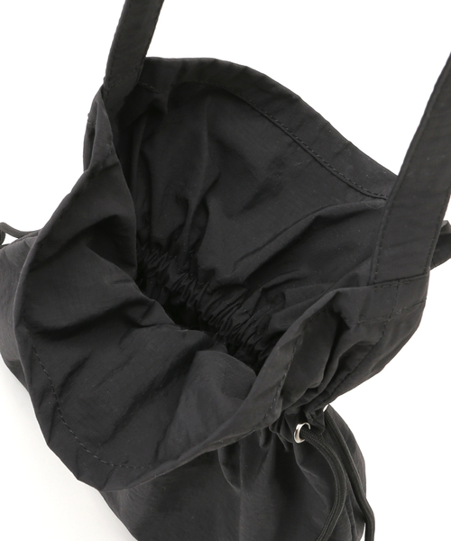 OUTDOOR PRODUCTS Usual Things(アウトドアプロダクツユージュアルシングス)の「EVERYDAY BAG MEDIUM(ショルダーバッグ・レディース・ネイビー/パープル/ホワイト/グリーン/ブラック・FREE)」の17枚目の写真