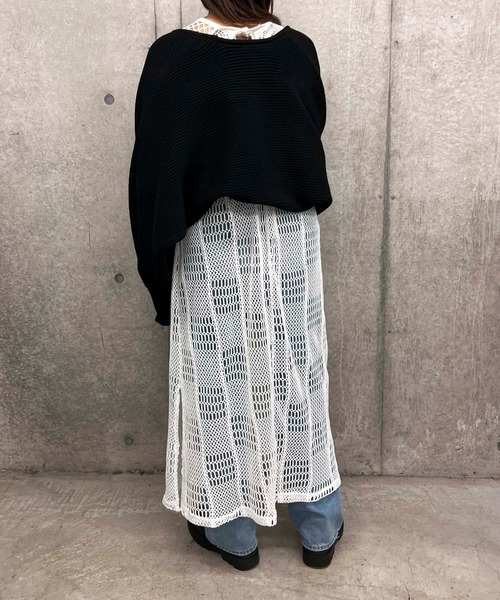 byYOUANCE(バイユアンス)の「ボリュームスリーブニットボレロ(カーディガン/ボレロ・レディース・グリーン/アイボリー/ブラック・FREE)」の14枚目の写真