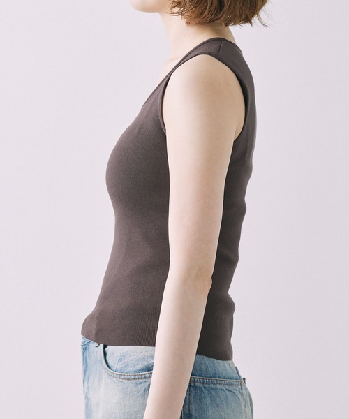 BABYLONE（バビロン）の「ドレスネックノースリプルオーバー（タンクトップ・レディース・ブラック/オフホワイト/ダークブラウン・フリー）」の20枚目の写真