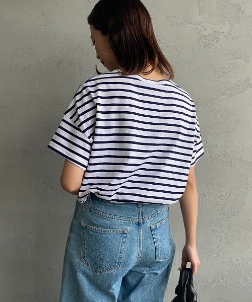 ORCIVAL（オーシバル）の「[ORCIVAL/オーシバル] ワイドシルエット ボートネックTシャツ（Tシャツ/カットソー・レディース・グレイッシュベージュ/レッド/ブルー/ホワイト/ブラック・1）」の16枚目の写真