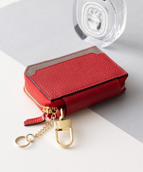 L'arcobaleno（ラルコバレーノ）の「【L'arcobaleno】別注カラーあり ラルコバレーノ スマートWキーケース（キーケース/キーアクセサリー・レディース・アイボリー/グレイッシュベージュ/ベージュ/シルバー/ベージュ系その他2/ブラック/ラベンダー/レッド/グリーン/ネイビー・FREE）」の9枚目の写真