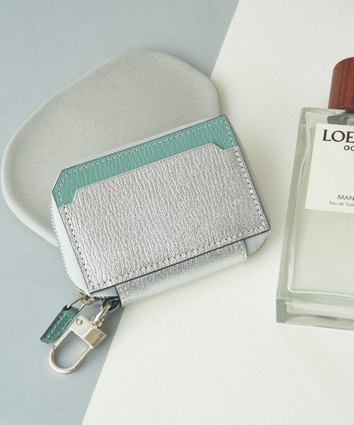 L'arcobaleno（ラルコバレーノ）の「【L'arcobaleno】別注カラーあり ラルコバレーノ スマートWキーケース（キーケース/キーアクセサリー・レディース・アイボリー/グレイッシュベージュ/ベージュ/シルバー/ベージュ系その他2/ブラック/ラベンダー/レッド/グリーン/ネイビー・FREE）」の10枚目の写真