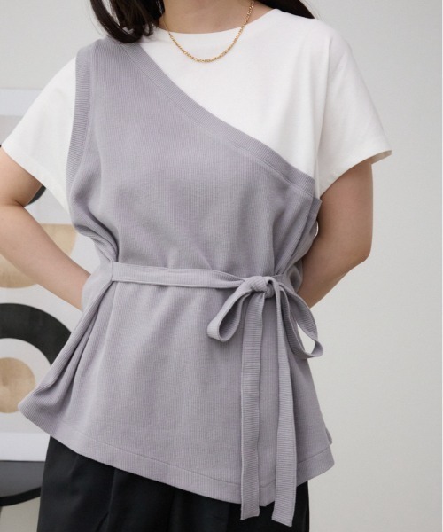 AZUL by moussy(アズールバイマウジー)の「ワンショルダービスチェトップス(Tシャツ/カットソー・レディース・ベージュ/グレー/ダークオレンジ/ブラック・SMALL/MEDIUM)」の3枚目の写真