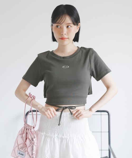 3.3 Field Trip (3.3フィールドトリップ)の「3.3 Field Trip/メタルソリッドカットT(バックスリットあり)(Tシャツ/カットソー・レディース・ブラック/ホワイト/チャコール・FREE)」の3枚目の写真