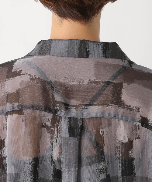 LEPSIM（レプシィム）の「ペイント柄シアーシャツ　117292（シャツ/ブラウス・レディース・ブラック/ライトパープル/ブルー・FREE）」の5枚目の写真