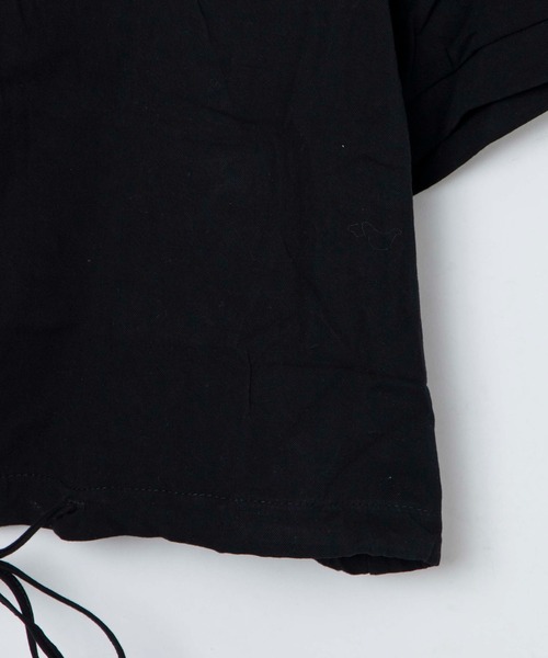 Figments（フィグメンツ）の「クロップトZIP半袖シャツ（シャツ/ブラウス・レディース・ホワイト/ブラック・FREE）」の14枚目の写真