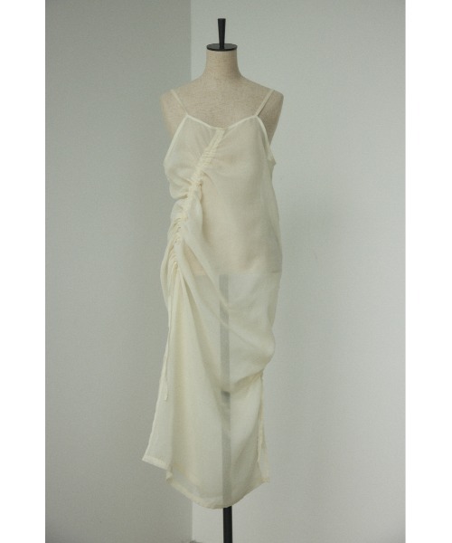 BLACK BY MOUSSY(ブラックバイマウジー)の「shirring organdy dress(シャーリングオーガンジードレス)(ワンピース・レディース・ブラック/オフホワイト/ブラウン・FREE)」の2枚目の写真