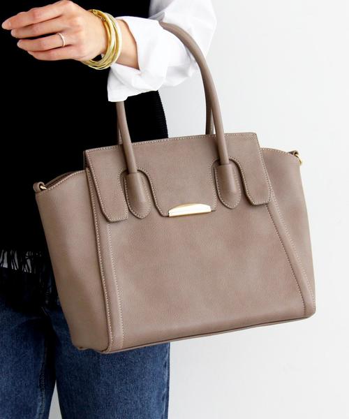 BEAUTY&YOUTH UNITED ARROWS（ビューティーアンドユースユナイテッドアローズ）の「BY∵ フラップメタル2WAYトート3 ◆（トートバッグ・レディース・ブラック/ブラウン/モカ・フリー）」の3枚目の写真