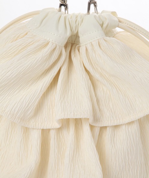 LAKOLE(ラコレ)の「ラッフル巾着2WAYショルダーバッグ / 132231(ショルダーバッグ・レディース・オフホワイト/ブラック/ピンク/ライトグレー・FREE)」の18枚目の写真