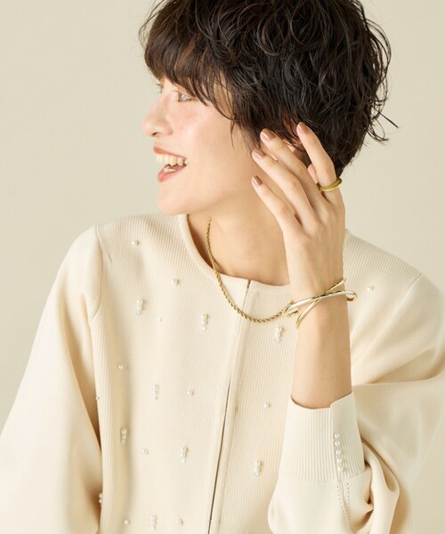 NOLLEY’S（ノーリーズ）の「《手洗い可能》パールビジュー片畦カーディガン（カーディガン/ボレロ・レディース・アイボリー/ブラック/チャコールグレー・38）」の9枚目の写真
