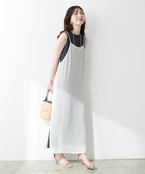 natural couture(ナチュラルクチュール)の「【WEB限定】ドビーストライプシアーキャミワンピース(ワンピース・レディース・ブラック/アイボリー/オレンジ・FREE)」の5枚目の写真