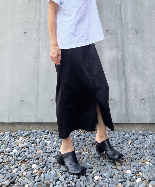 y/m by Yukie(イムバイユキエ)の「ポンチナロースカート(スカート・レディース・ブラック/オリーブ・FREE)」の6枚目の写真