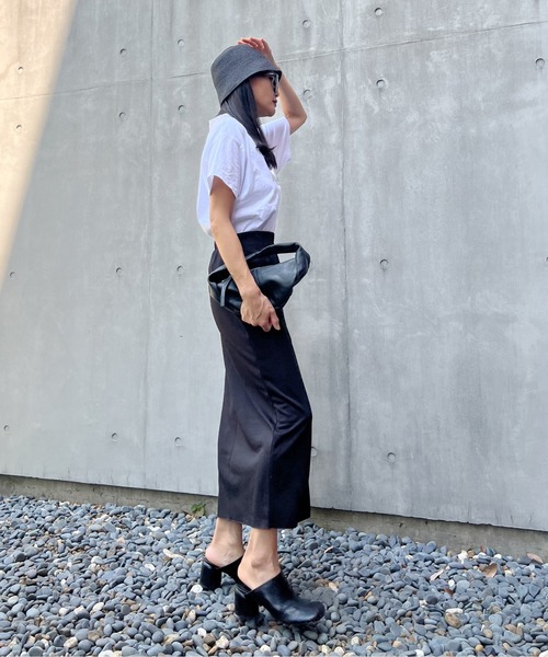 y/m by Yukie(イムバイユキエ)の「ポンチナロースカート(スカート・レディース・ブラック/オリーブ・FREE)」の12枚目の写真