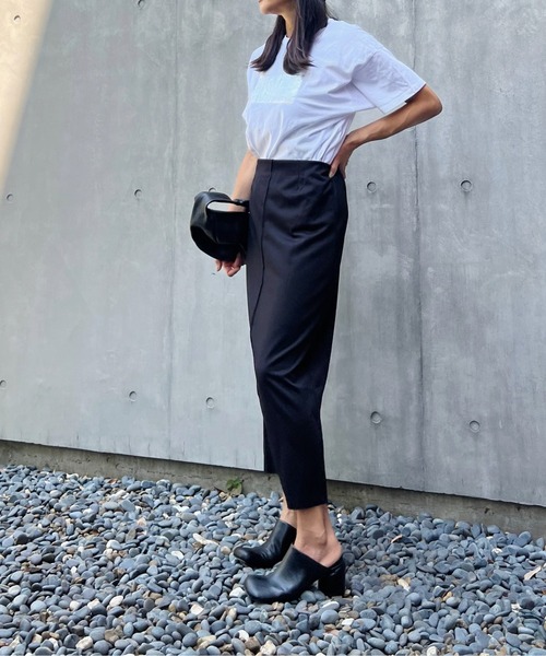 y/m by Yukie(イムバイユキエ)の「ポンチナロースカート(スカート・レディース・ブラック/オリーブ・FREE)」の13枚目の写真