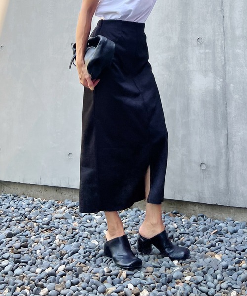 y/m by Yukie(イムバイユキエ)の「ポンチナロースカート(スカート・レディース・ブラック/オリーブ・FREE)」の5枚目の写真