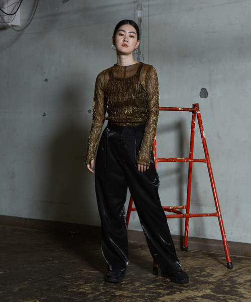 NOMINE(ノミネ)の「ラメ シアー プリーツ トップス (ロンT)(Tシャツ/カットソー・レディース・ブルー/ブラック/アイボリー/ブロンズ・フリー)」の16枚目の写真