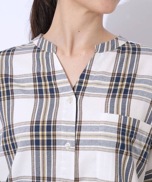 SHOO・LA・RUE（シューラルー）の「◆【洗える】暑い時期もさらりと着られる 7分袖チェックシャツ（シャツ/ブラウス・レディース・ホワイト系4/ワイン系1/ブラック系1・03/02/04）」の15枚目の写真