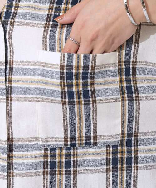 SHOO・LA・RUE（シューラルー）の「◆【洗える】暑い時期もさらりと着られる 7分袖チェックシャツ（シャツ/ブラウス・レディース・ホワイト系4/ワイン系1/ブラック系1・03/02/04）」の16枚目の写真