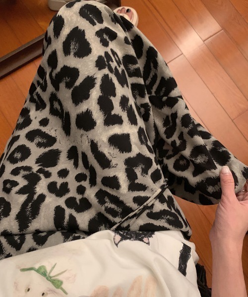 Achic(アシック)の「ガーリーフィッシュテールスカート(スカート・レディース・ブラック/ブラウン・M)」の7枚目の写真