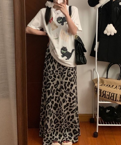 Achic(アシック)の「ガーリーフィッシュテールスカート(スカート・レディース・ブラック/ブラウン・M)」の8枚目の写真
