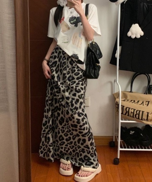 Achic(アシック)の「ガーリーフィッシュテールスカート(スカート・レディース・ブラック/ブラウン・M)」の9枚目の写真