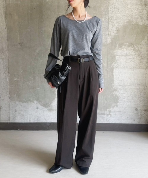 TRIANGLE PALETTE(トライアングルパレット)の「バックオープン長袖Tシャツ/前後2way着用可能(Tシャツ/カットソー・レディース・ブラック/ホワイト/ベージュ/グレー/ダークグレー・FREE)」の8枚目の写真