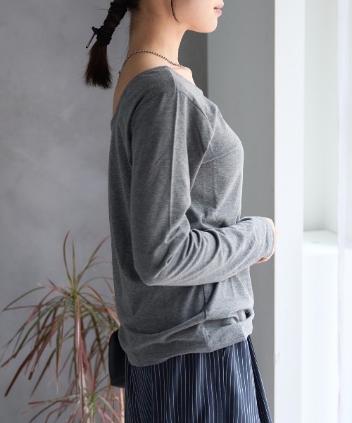TRIANGLE PALETTE(トライアングルパレット)の「バックオープン長袖Tシャツ/前後2way着用可能(Tシャツ/カットソー・レディース・ブラック/ホワイト/ベージュ/グレー/ダークグレー・FREE)」の11枚目の写真
