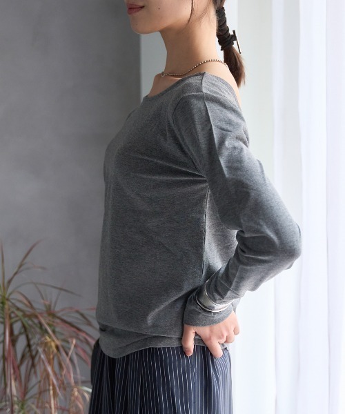 TRIANGLE PALETTE(トライアングルパレット)の「バックオープン長袖Tシャツ/前後2way着用可能(Tシャツ/カットソー・レディース・ブラック/ホワイト/ベージュ/グレー/ダークグレー・FREE)」の13枚目の写真