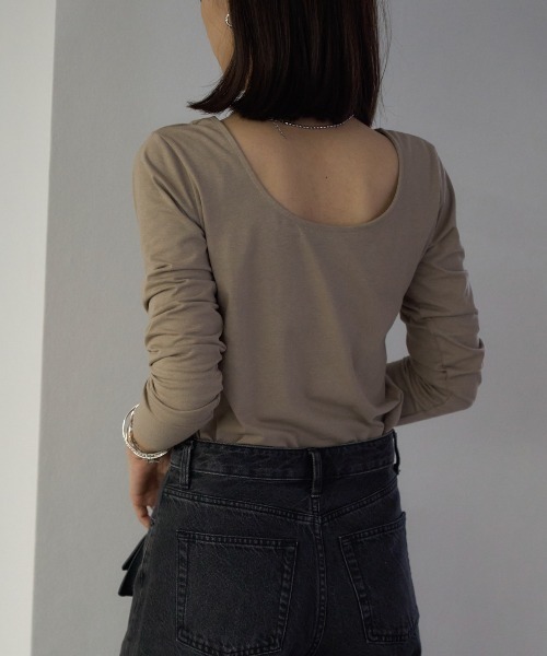 TRIANGLE PALETTE(トライアングルパレット)の「バックオープン長袖Tシャツ/前後2way着用可能(Tシャツ/カットソー・レディース・ブラック/ホワイト/ベージュ/グレー/ダークグレー・FREE)」の15枚目の写真