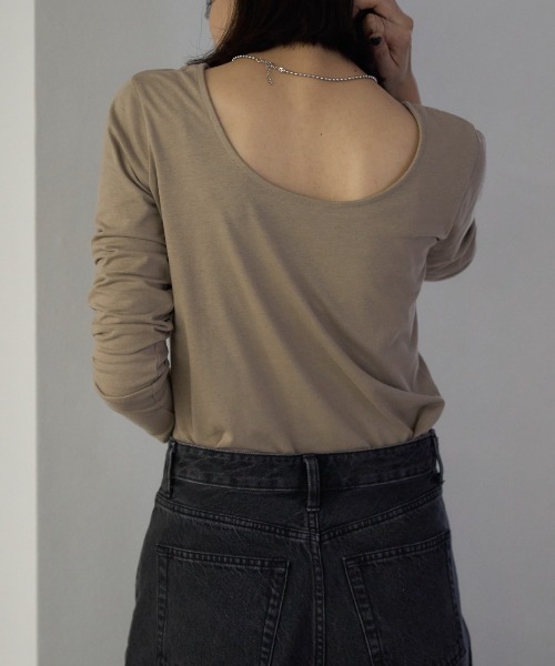 TRIANGLE PALETTE(トライアングルパレット)の「バックオープン長袖Tシャツ/前後2way着用可能(Tシャツ/カットソー・レディース・ブラック/ホワイト/ベージュ/グレー/ダークグレー・FREE)」の17枚目の写真