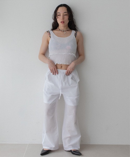 SUWDEE(スーディー)の「shirring tank top(タンクトップ・レディース・ホワイト/ブラック・FREE)」の11枚目の写真