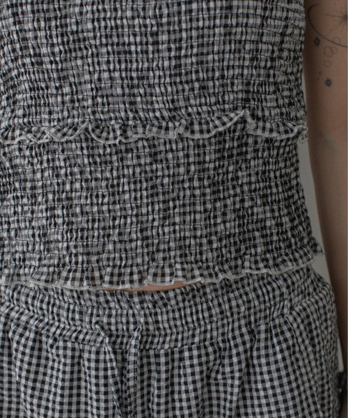 SUWDEE(スーディー)の「shirring tank top(タンクトップ・レディース・ホワイト/ブラック・FREE)」の5枚目の写真