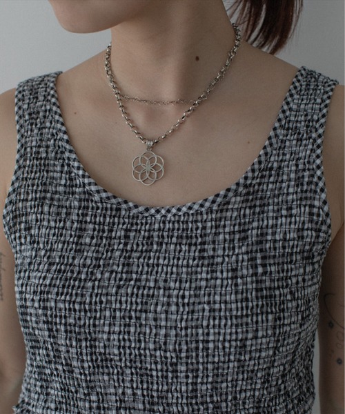 SUWDEE(スーディー)の「shirring tank top(タンクトップ・レディース・ホワイト/ブラック・FREE)」の20枚目の写真