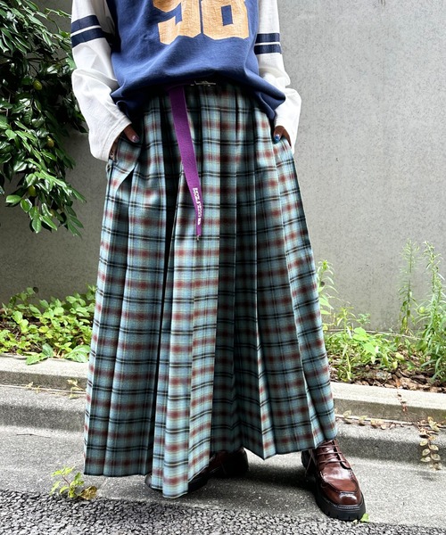 DOUBLE NAME（ダブルネーム）の「チェックワイドプリーツスカート（スカート・レディース・ブルー/グレー・FREE）」の3枚目の写真