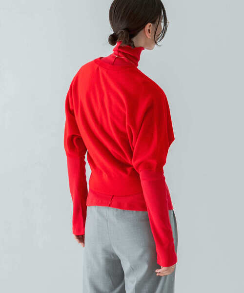 URBAN RESEARCH（アーバンリサーチ）の「『UR TECH』裏起毛タートルネックカットソー（Tシャツ/カットソー・レディース・オフホワイト/ブラック/ライトブルー/レッド・FREE）」の5枚目の写真