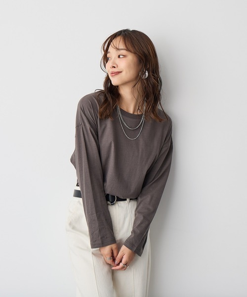 anyfee（エニフィー）の「【anyfee/プラスサイズ】ラウンドヘムロングスリーブワイドTEE《大きいサイズ》（Tシャツ/カットソー・レディース・ブラック/チャコール/オフホワイト/ピンク・3L/4L/5L/LL）」の3枚目の写真