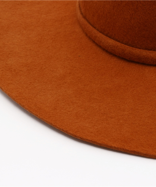 Omekashi(オメカシ)の「【Omekashi】ベルト付フェルトハット(ハット・レディース・オレンジ/ブラック/キャメル/ライトグレー・フリ-)」の8枚目の写真