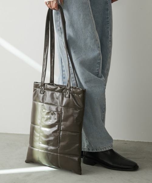 Aunt Marie's（アントマリーズ）の「キルティングトートBAG/PC,A4収納可能（トートバッグ・レディース・ブラック/シルバー/ブラウン・FREE）」の17枚目の写真