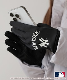 MLB（メジャーリーグベースボール）の「MLB/エムエルビー  スマホ対応手袋(ヤンキース)（手袋・メンズ）」